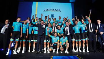 Acto de presentaci&oacute;n del equipo Astana en Calpe.