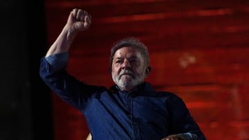 Brazil's former President and presidential candidate Luiz Inacio Lula da Silva reacts at an election night gathering on the day of the Brazilian presidential election run-off, in Sao Paulo, Brazil, October 30, 2022. REUTERS/Mariana Greif     TPX IMAGES OF THE DAY