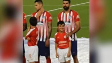 Hay momentos en los que es adorable: el divertido 'trolleo' de Diego Costa a un niño