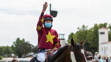 Nieves Garc&iacute;a, con Noray, ganando en Madrid.