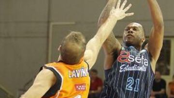 <strong>POLÉMICO WRIGHT.</strong>