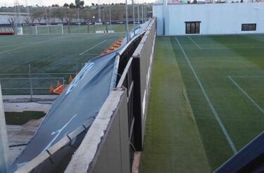 Coquelin, la buena noticia en un entrene marcado por el viento