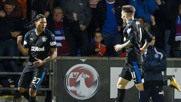 El mediocampista mexicano marc&oacute; dos de los tres goles con el que el cuadro dirigido por Pedro Caixinha gole&oacute; de visitante 0-3 al ST. Johnstone.