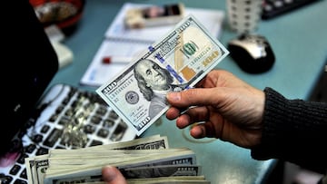 Sigue las últimas noticias financieras y de economía en Estados Unidos: Cheques mensuales de hasta $2,753, ayudas económicas, Seguro Social, IRS y más.
