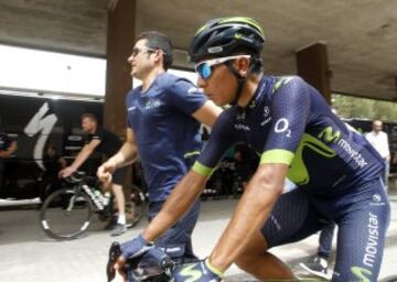 Nairo Quintana antes de comenzar la séptima etapa.