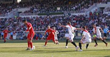 26/02/12 Gol de tacón de Cristiano en el partido de Primera Division Rayo Vallecano-Real Madrid.