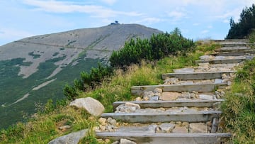 La ‘escalera al paraíso’ italiana que no deja de recibir turistas este otoño