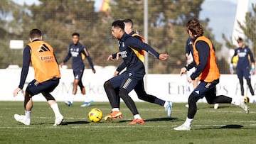 MADRID, SPAIN - DECEMBER 16: Jude Bellingham, player of Real Madrid, is training with his teammates at Valdebebas training ground on December 16, 2023 in Madrid, Spain. (Photo by Helios de la Rubia/Real Madrid via Getty Images)