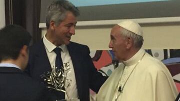 Gil Mar¨ªn entreg¨® al Papa los beneficios del Final de Leyendas