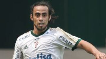 Jorge Valdivia entr&oacute; en el segundo lapso y arm&oacute; la jugada del gol de Palmeiras ante Botafogo.