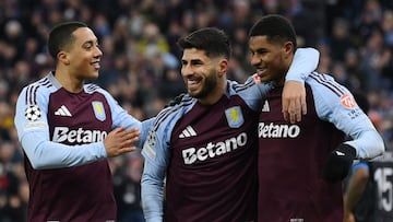 Soccer Football - Champions League - Round of 16 - Second Leg - Aston Villa v Club Brugge - Villa Park, Birmingham, Britain - March 12, 2025 Aston Villa's Marco Asensio celebrates scoring their third goal with Aston Villa's Marcus Rashford and Aston Villa's Youri Tielemans REUTERS/Jaimi Joy