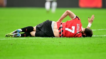 Santiago Giménez no jugará frente al Udinese