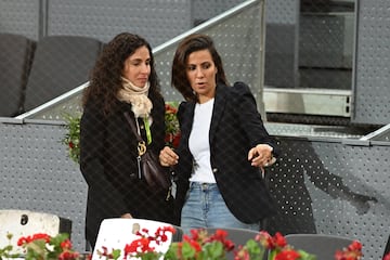 Xisca Perelló y Ana Pastor durante el partido entre Rafa Nadal y el checo Jiri Lehecka correspondiente a los octavos de final del Mutua Madrid Open.