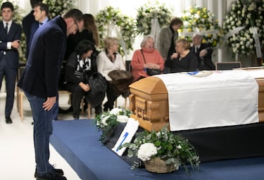 Mijatovic también acudió a la capilla ardiente en el Bernabéu.