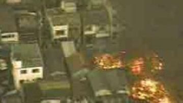 <b>UN TRÁGICO 17 DE ENERO.</b> 5.500 personas perecieron en el dramático terremoto de Kobe.