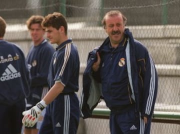 Finalmente, en la temporada 1999-2000, el club decidió encargarle de manera estable la dirección del primer equipo en sustitución de John B. Toshack. 