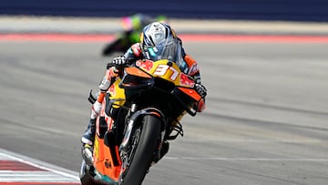 Pedro Acosta con la KTM de MotoGP.