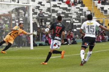 Beausejour anotó un golazo en el 4-0 sobre los Pumas.