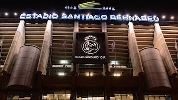 MADRID, SPAIN - FEBRUARY 13:  A general view of the outside of the  Estadio Santiago Bernabeu ahead of the UEFA Champions League Round of 16 first leg match between Real Madrid and Manchester United at Estadio Santiago Bernabeu on February 13, 2013 in Mad