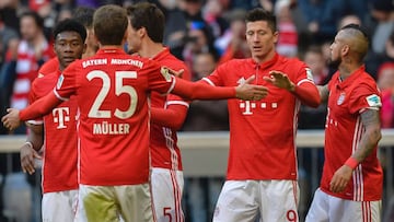 El Bayern arrasa al Hamburgo: 'hat-trick' de Lewandowski