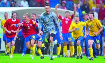 Suecia y Dinamarca se enfrentaban entre sí en la última jornada y un empate a dos o más goles clasificaba a ambos y dejaba fuera a Italia. El encuentro acabó 2-2.