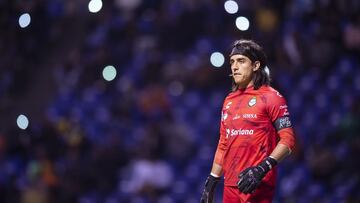 
 
 &lt;br&gt;&lt;br&gt;
 
 Carlos Acevedo de Santos durante el partido Puebla vs Santos, correspondiente a la jornada 11 del Torneo Clausura Grita Mexico C22 de la Liga BBVA MX, en el Estadio Cuauhtemoc, el 18 de Marzo de 2022.