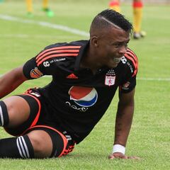 Rivelino Hinestroza y Santiago Roa serán inscritos por América