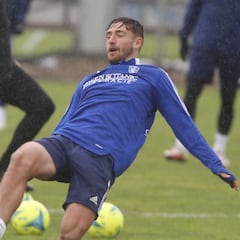 Ángel López, única novedad en la convocatoria frente al Almería