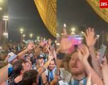 ¡Fiesta albiceleste! Los cánticos argentinos tras el pase a semifinales con todo y burlas a Brasil