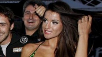 <b>El arduo trabajo</b> Si dura es la vida del piloto, mucho más la del expiloto y el enviado especial. Así terminaron nuestros compañeros e ídolos después de una carrera de pit bikes (mini motos) en vísperas del GP de Francia. Rodeados de azafatas y al borde del jacuzzi. Satisfechos con el trabajo realizado y con el trabajo por realizar.