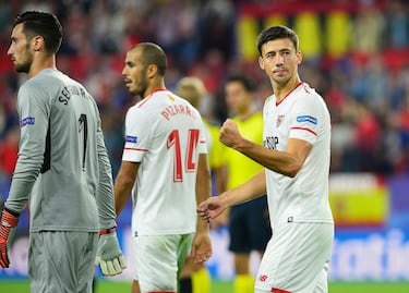 Casi 36 millones de euros pagó el Barcelona al Sevilla en la temporada 2018-19 para fichar al central francés. 