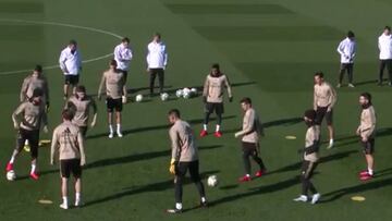Hazard entrenó con el grupo antes del derbi