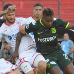 Nacional empata con Huracán y avanza en Sudamericana