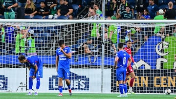 Cruz Azul heads to Los Angeles winless in recent U.S. matches, looking to change course in a crucial Concacaf Champions Cup quarterfinal first leg.
