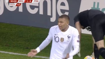 El burdo piscinazo de Mbappé en el triunfo ante Moldavia