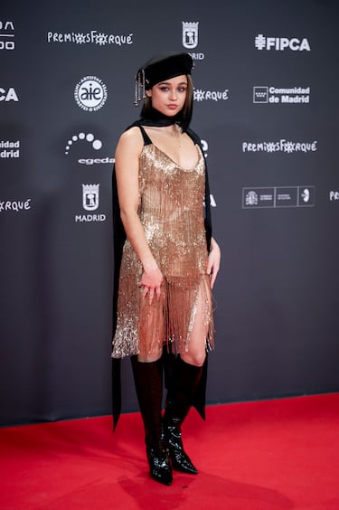 La actriz Berta Castañé posa en la alfombra roja de la 31 edición de los Premios José María Forqué.