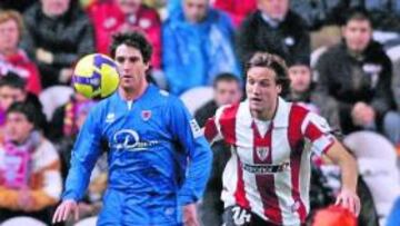 <b>COMPAÑEROS. </b>Goiria y Gurpegi en un Athletic-Numancia.