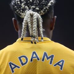 Adama cambia de sino