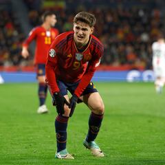 Gavi ya ha jugado el triple que Leo Messi y que Xavi a su edad