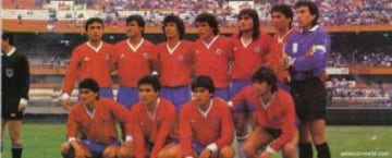 La Roja finalista de la Copa América en 1987, antes de enfrentar a Uruguay en el Monumental de River Plate. Usaban indumentaria Power.