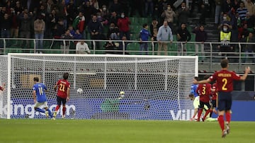 1-2. Lorenzo Pellegrini marca el primer gol.