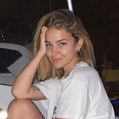 Laura Escanes regala su posado más atrevido tras superar la COVID-19