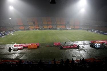 Por fuertes lluvias en Medellín, que afectaron el estado del campo de juego, el amistoso entre Atlético Nacional y Alianza Lima fue aplazado para este domingo 15 de enero.