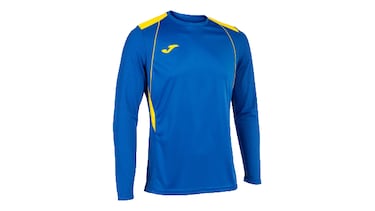 Joma tiene en este modelo ‘Championship’ el chándal con ajuste ligero más vendido de Amazon