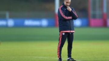 Pep Guardiola, durante un entrenamiento del Bayern de Múnich.