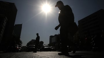 Anuncian fenómeno extremo en 10 regiones de Chile: hasta 36° grados de temperatura y 70 mm de lluvia caída