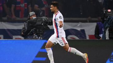 Lyon&#039;s Brazilian midfielder Lucas Paqueta celebrates scoring his team&#039;s first goal during the French L1 football match between Paris-Saint Germain (PSG) and Olympique Lyonnais at The Parc des Princes Stadium in Paris on September 19, 2021. (Phot