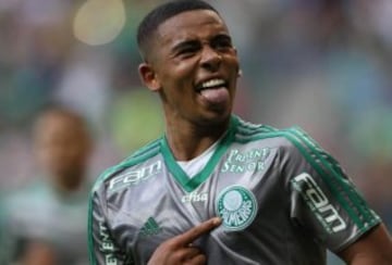 18. Gabriel Jesus (Brasil). Su paso a Europa es inminente. Por ahora juega de delantero en el Palmeiras de su país. 