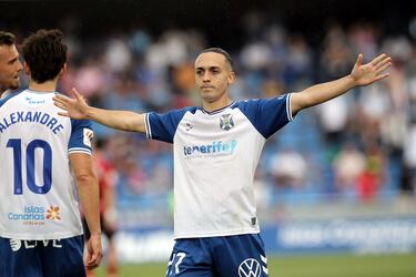 Centrocampista. Luismi Cruz (Tenerife)