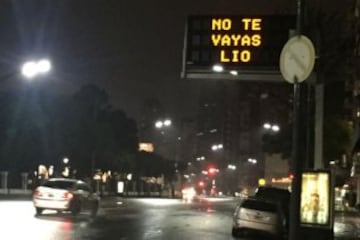 Otra señalizacion vial electronica que pide que Messi no parta